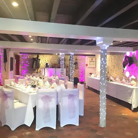 Moulin De Moulignon Bed & Breakfast