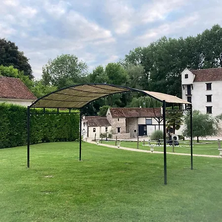 Moulin De Moulignon