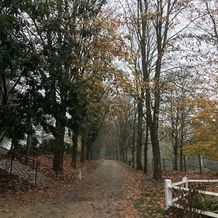 Moulin De Moulignon Bed & Breakfast 3*